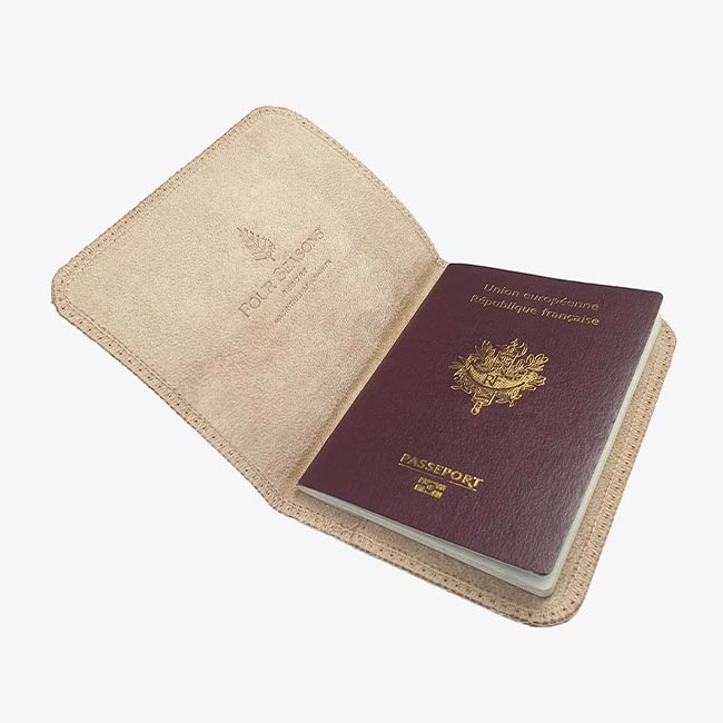 Arrival & departure gifts